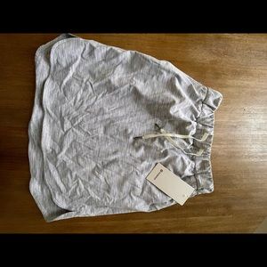 Lululemon “on the fly” skirt